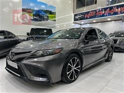 تۆیۆتا کامری